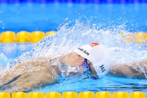 kaiyun开云·官方网站-“迎难而上：极端天气中的生存与速度”，极端天气有利的一面